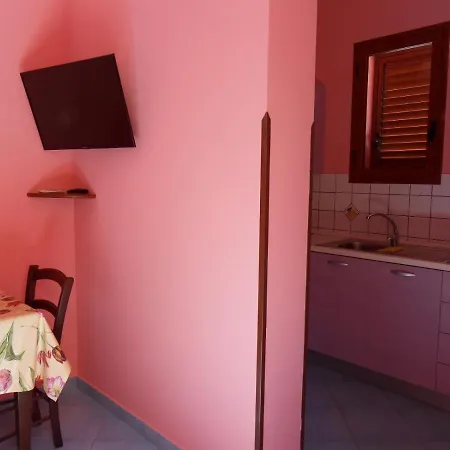 Vicolo Paese アパート ランペドゥーザ